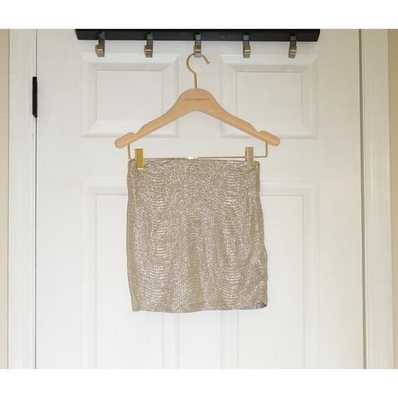 BGBGeneration - Sparkly High Waist Bodycon Mini Skirt in Shimmer Gold / Size XXS - Picture 3 of 6